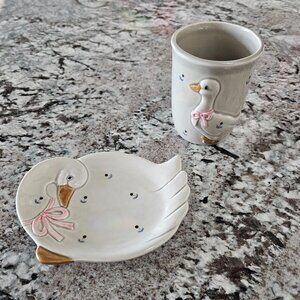 BRAND NEW SET OF OTAGIRI TAUPE GOOSE SOAP DISH AND TUMBLER